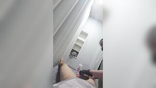 Đi triệt lông gặp em gái xinh