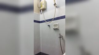 siêu phẩm quay lén mấy em bé loli non tơ đi tắm cực cuốn - phần 21