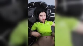 Dì họ cho thằng cháu 17 tuổi đụ nhưng thái độ khó chịu đụ ko sướng lần sau khỏi xin.