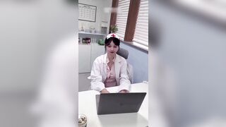 Đi khám mà gặp ngay cô y tá dâm mặc đồ gợi cảm phô dâm trc mặt đành để e vắt tinh