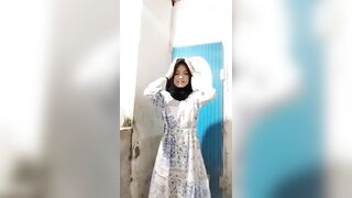 Vú to thủ dâm 244
