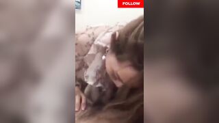 Clip Sex Vợ đi làm về là vạch quần bú cu chồng liền