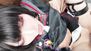 Dụ em gái cosplay chịch public 2