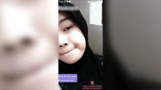 Vú to thủ dâm 261