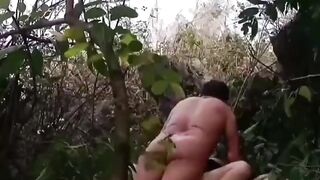 Địt con bạn đi vượt cùng ở ngày đường sướng cả cặc