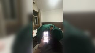 Hiến tinh lâu ra nên được bé y tá bú cu