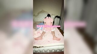 Nhà có nhỏ e họ loli dễ thương cực múp ai cũng thích nên cho ng lạ đụ để kiếm tiền