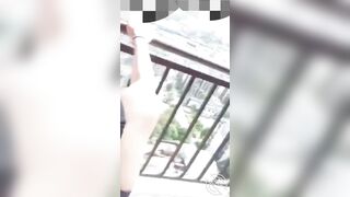 Gạ chịch em sales BĐS