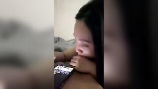 Em Sinh viên bú cu anh cũng không quên nt với ny tình tứ