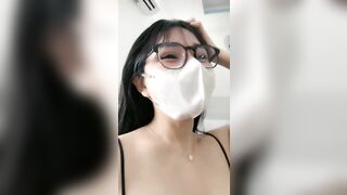Eira 2004, Thuê Khách sạn đợi Người lạ May mắn Bú Liếm Cu Lút Cán