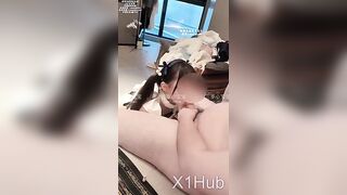 Sự tương phản về kích thước của nữ giới 'Em bé ba tuổi' Lần này, bố đưa tôi đến để
