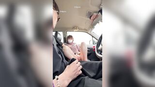địt nhau cùng em sinh viên trong xe hơi