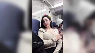 Vãi, Con đĩ Dâm xinh mặt Ngây Thơ, Public Vú To Sục Cu trên xe Bus Xuất Tinh Nứng vcl