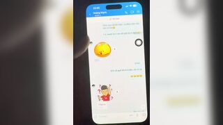 Vợ nhắn tin ngoại tình với anh họ có bầu luôn, chồng thì tha thứ không biết bao nhiêu