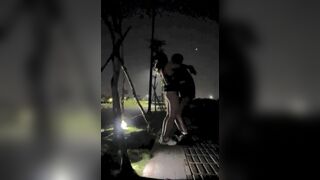 Địt nhau ở công viên cùng trai trẻ chin mb vú to lồn múp nứng lồn