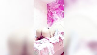Con em gái đang ngủ thì bị anh kế vào phòng đè ra địt sml