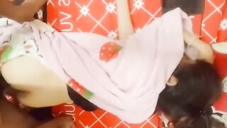Tập tành ăn nhậu rồi say xỉn em gái 16 tuổi bị anh họ nhéc cặc vào lồn đụ thật sướng.