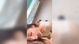 Gái xinh Ở Bể Bơi, Gạ Người lạ Bú liếm cu vào WC Lút Cán Djt nhau quay video