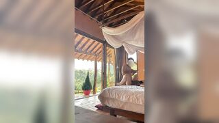 Vợ đi du lịch cùng cty bị sếp chơi banh lồn