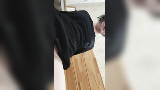 Con chị kế nứng lồn cho em trai địt