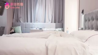 siêu phẩm sinh viên phục vụ đại gia bị quay lén rồi tung lên mạng - phần 2