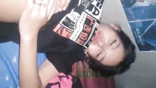 Em bầu bì gần đẻ luôn rồi mà còn đè ra địt