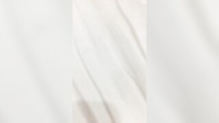 Đút dô cái lồn non khít của em mà nó bót muốn chịu không nổi