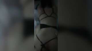 Người yêu bạn thân thích mặc lọt khe ở nhà