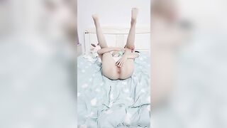 BÉ HS THỦ DÂM 1 MÌNH