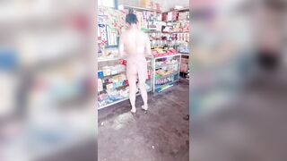 Con đĩ Mặc Đồ Lót, Vú Lộ Lồn, Vào cửa Hàng tạp hoá Mua Đồ khiêu dâm vcl