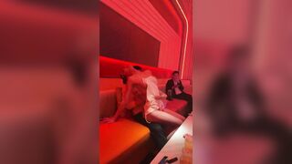 Sếp già chơi lớn, Bao nhân viên Đi KTV Bóp vú Loli mình dây Khiêu dâm