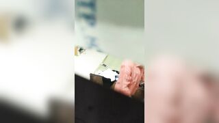 quay lén em hàng xóm xinh viên trắng ngon đã nghẽ sang đè ra địt - phần 3