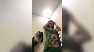 Đụ em 1 nháy chất lượng rồi trả em về với chồng em, bữa nào nứng hẹn đụ tiếp em nhé.
