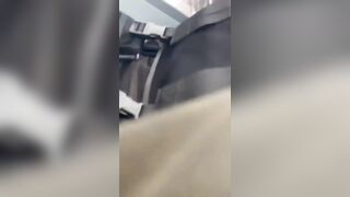 Đi xe gặp cảnh này nứng hết lồn cũng muốn vào bú cu cho anh luôn