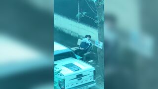 Em học sinh lớp 11 mò lồn bạn gái trong lớp học giờ giải lao.