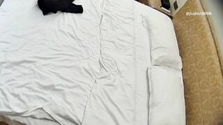Cam kín quay lén thanh niên gạ nhỏ b vào ks gạ gẫm hun hít làm e nứng r mới lột đồ #1