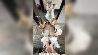 Nhỏ e họ loli cosplay chuẩn bị đi lễ hội thì thằng a lại bắt quỳ bú cu mới cho đi