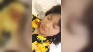 Thịt em học sinh mới nhú lồn lún phún lông tơ