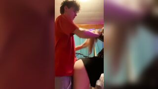 Loạn luân: Âu Mỹ con em kế mới lớn chổng mông cho anh trai doggy