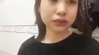 Hot tiktok nào đây chubby vú to lồn múp lộ clip địt nhau dâm đãng rên la kích thích