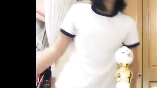 mới quen đc bé hs 16t , mặt ngây thơ lắm, nhưng dâm đãng