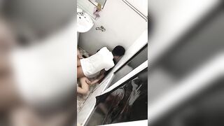 thằng lol khốn nạn thấy bạn say đè ra địt luôn trong nhà tắm
