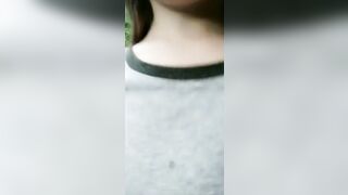 em học sinh mới lớn cởi đồ live thủ dâm