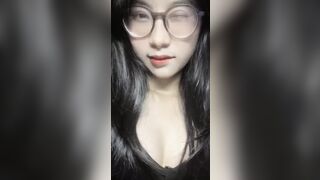 Em được anh đụ cho rên sướng