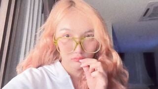 Vú to còn mặc đồ sexy đành phải đè ra đụ thôi P2