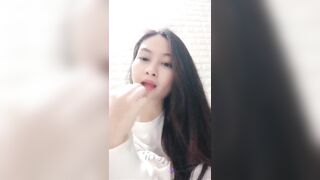 THẢO ANH , 2K10 VÚ SIÊU TO KHỔNG LỒ