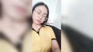 Vú to thủ dâm 378