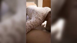 Bạn thân loli tặng món quà bất ngờ