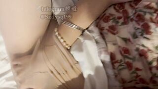 Con bạn thân Nứng tự Móc lồn, Mà thg bạn Cứ quay video Mà ko dám djt