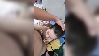 Được chị dâu bú mút con cặc cho cảm giác sướng vkl, muốn chị dâu đẻ con cho